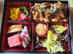 -大理实力希尔顿酒店•香全日制餐厅