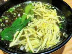 上海小馄饨-玖鲜小笼(中山广场店)