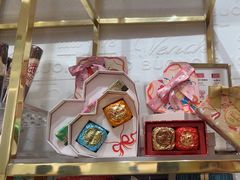 -VENCHI 闻绮(上海佛罗伦萨小镇店)