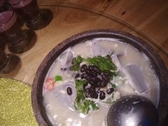 巴马石墨黑豆腐-桂小厨广西菜(青秀万达店)