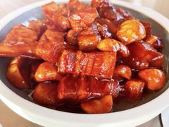 板栗红烧肉-塞上渔乡·农家菜·虹鳟鱼