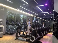 -威克健身游泳(万菱汇店)