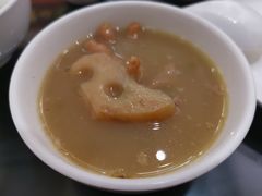 莲藕鸡脚汤（明火例汤）-文记壹心鸡(宝华路店)
