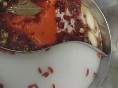 -马家斑.鲜鱼火锅(松湖万科店)