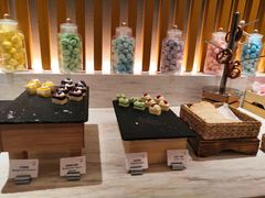 -万荟轩海鲜·粤式点心自助餐厅(蓝海风万怡酒店)