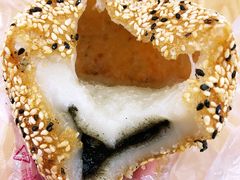 大麻球黑洋酥-白玉兰食品甜凤店(合生汇店)