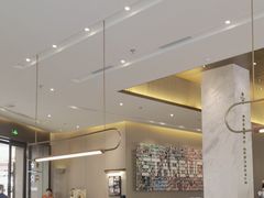 -星巴克臻选(深圳龙华红山天虹店)