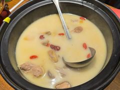 -乔街深夜食堂·小龙虾·高压锅生蚝(杭州总店)