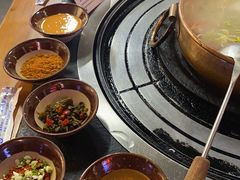 -阿山卓·野生菌火锅·纳西火塘烤肉