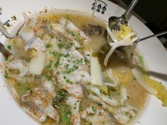 -渔语鱼酸菜鱼新川菜(来福士店)