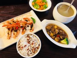-阁涞玛尊月月子会所(温江店)