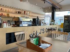 -J's Cafe Lab
