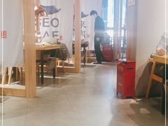 大堂-喜来稀肉(北外滩白玉兰广场店)