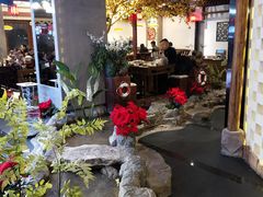 -小天鹅火锅·一线江景洪鼎旗舰店(洪崖洞店)