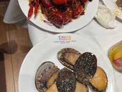 -领鲜活海鲜榴莲自助火锅(东门店)