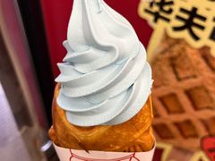鱼饼冰淇淋-高力乐面包咖啡厅(西塔店)