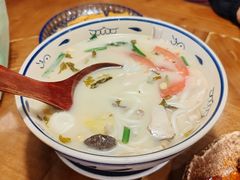 -雀舞云南菜(天津天河城购物中心店)