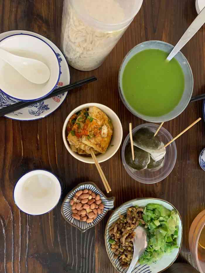 71人赞bbyi192020年9月18日打分呃～～就是紅糖豆腐花是那客家佬豆腐