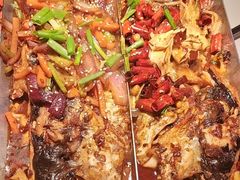 -鸣记脆皮烤鱼·海鲜烤鱼(亿合城店)