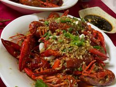 飘香蒜蓉龙虾一斤装-呷呷好龙虾·湖南常德钵子菜·湘菜(公明天虹总店)