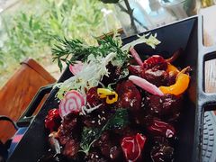 秘制精选鸡腿肉煲-喜洲吧·江畔老船厂·庭院餐厅(喜临院店)
