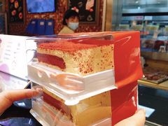 -胖东来生活广场(健康路店)