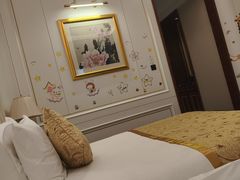 -湖北文旅洪宾红莲湖酒店