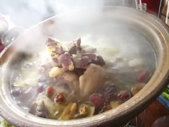 -威邵鸡煲(西华路总店)