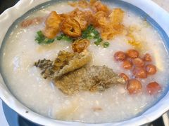 金牌荔湾艇仔粥-华辉拉肠(宝华店)