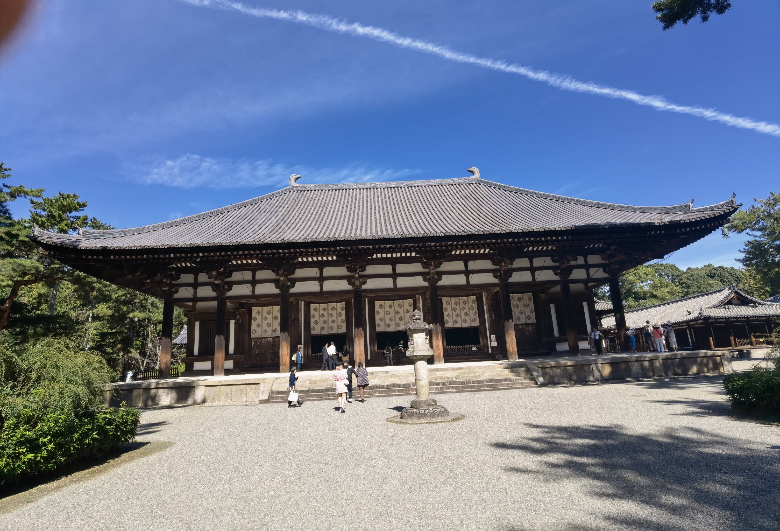 但日本保护得确实很好,完全呈现唐朝的建筑风