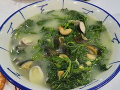 -明本湛江鸡•海鲜小厨(陈家祠店)