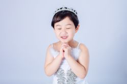 -小熊维尼高端儿童摄影(罗湖区总店)