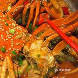 在学校门口可以吃到真么好吃的肉蟹煲了[流泪]