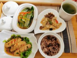-诗安国际母婴会所 月子会所中心(市政府店)