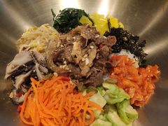 烤牛肉拌饭-梨花牛肉汤饭(仁恒伊势丹店)