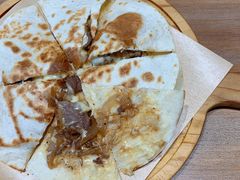 牛肉芝士薄饼-艾蜜西餐厅(梅园店)