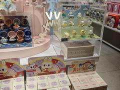 -泡泡玛特POPMART(世豪广场店)