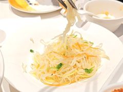 -小河公主秘制烤羊腿(小绿谷店)