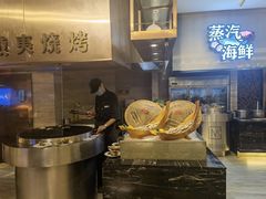 鲍鱼生蚝-东方红海鲜百汇(国际大厦店)