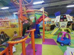 -嘟嘟乐儿童乐园(卜蜂莲花店)