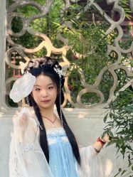 -一揽芳华汉服旗袍体验馆(拙政园店)