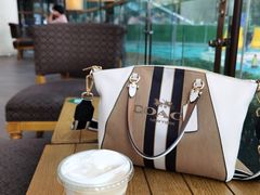 -星巴克(郑州曼哈顿广场店)