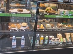 面包甜点陈列柜-星巴克(无锡东方商厦店)