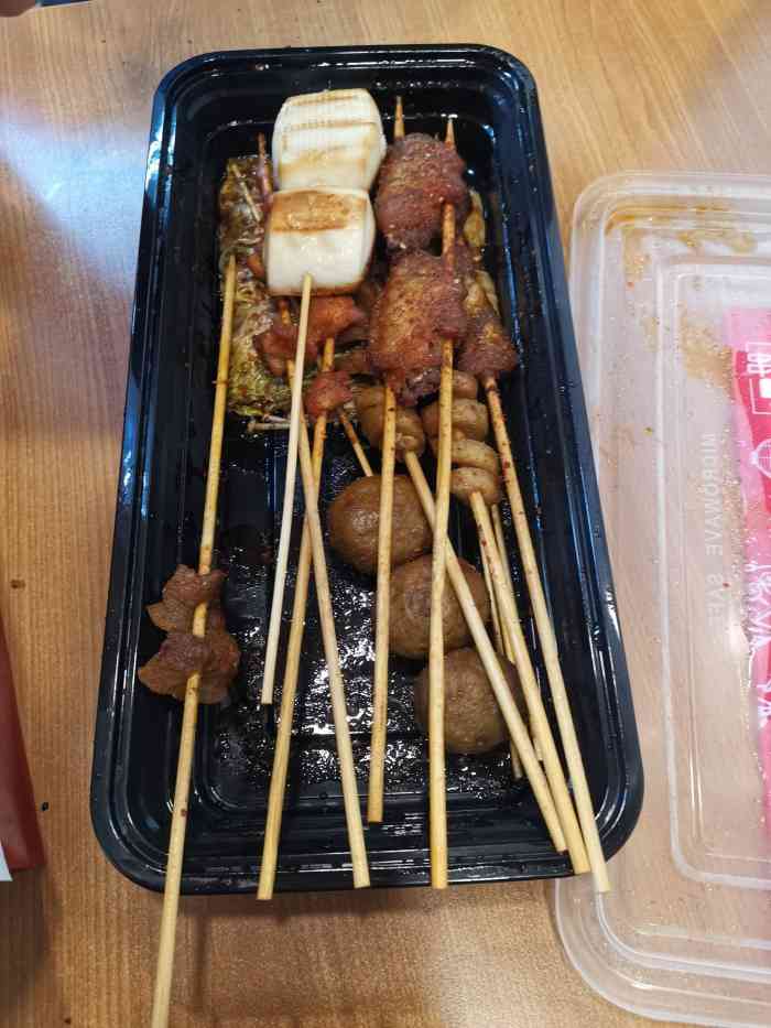 串意十足烧烤店(张江店)-"叫的外卖,点过两次第一次超辣,第二次一.