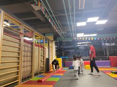 -玩胜青少儿体能(福田侨香中心)