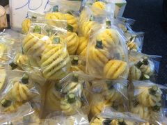 -芒果糯米饭摊子