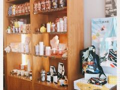 零售区-星巴克(襄阳公园店)