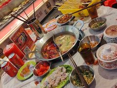 -大芊金重庆串串火锅(南京路店)