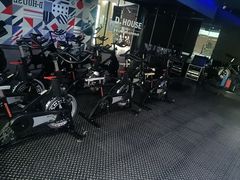 -帝豪斯健身俱乐部(市府恒隆广场店)