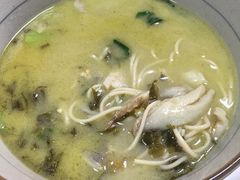 -明呈黄鱼面馆(斜土路店)